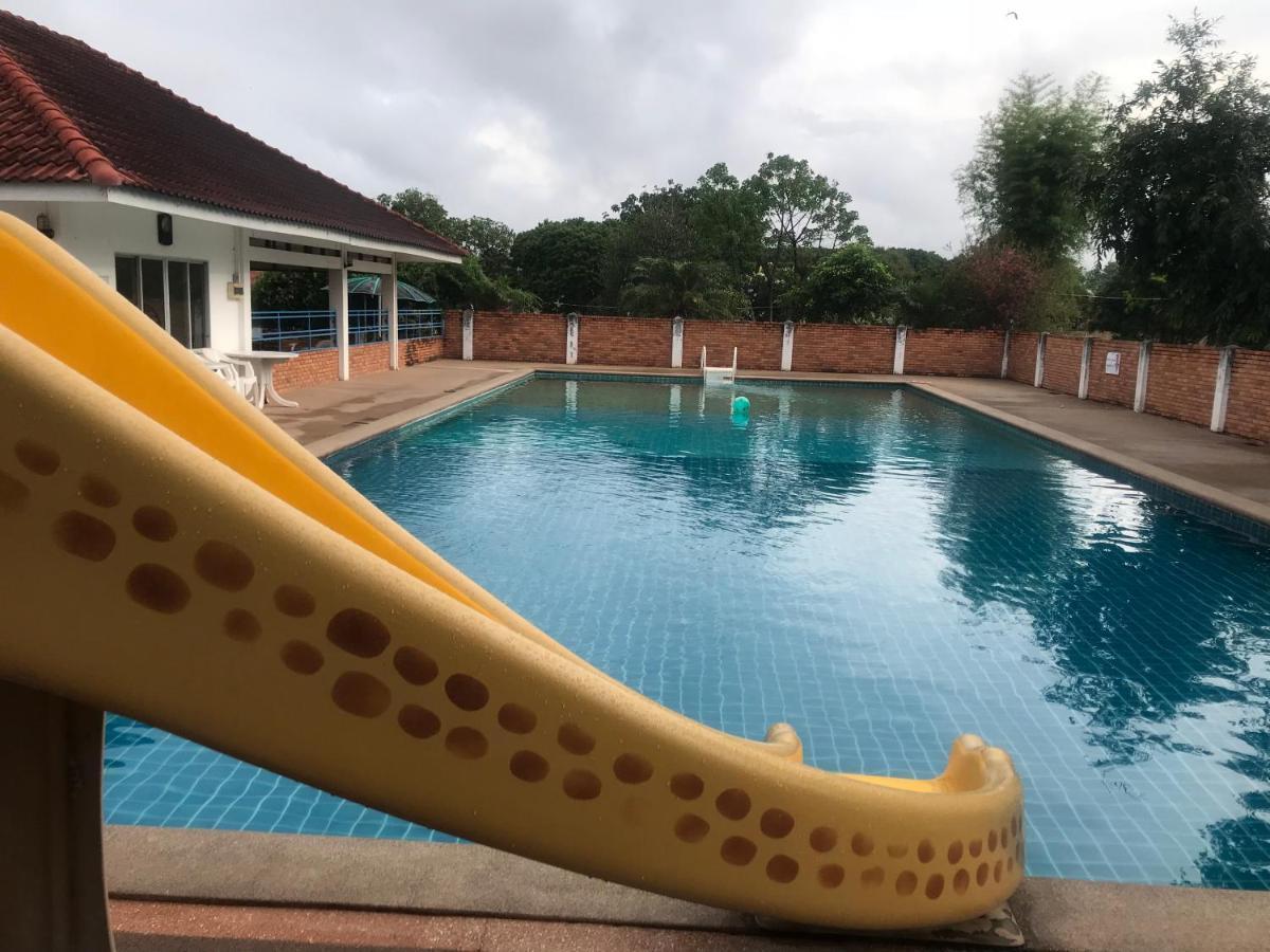 Mae Chaem Hotel And Resort Eksteriør bilde