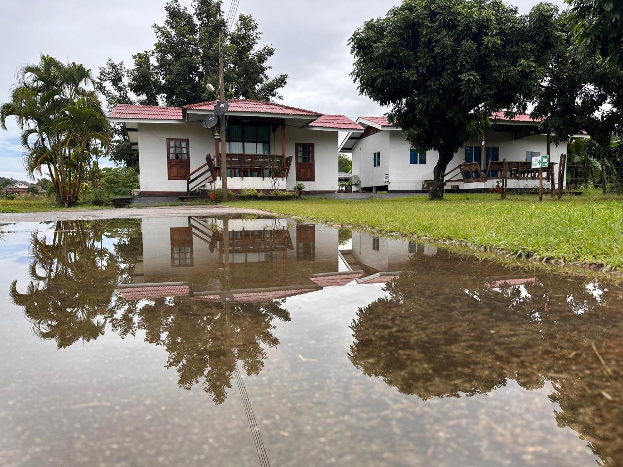 Mae Chaem Hotel And Resort Eksteriør bilde