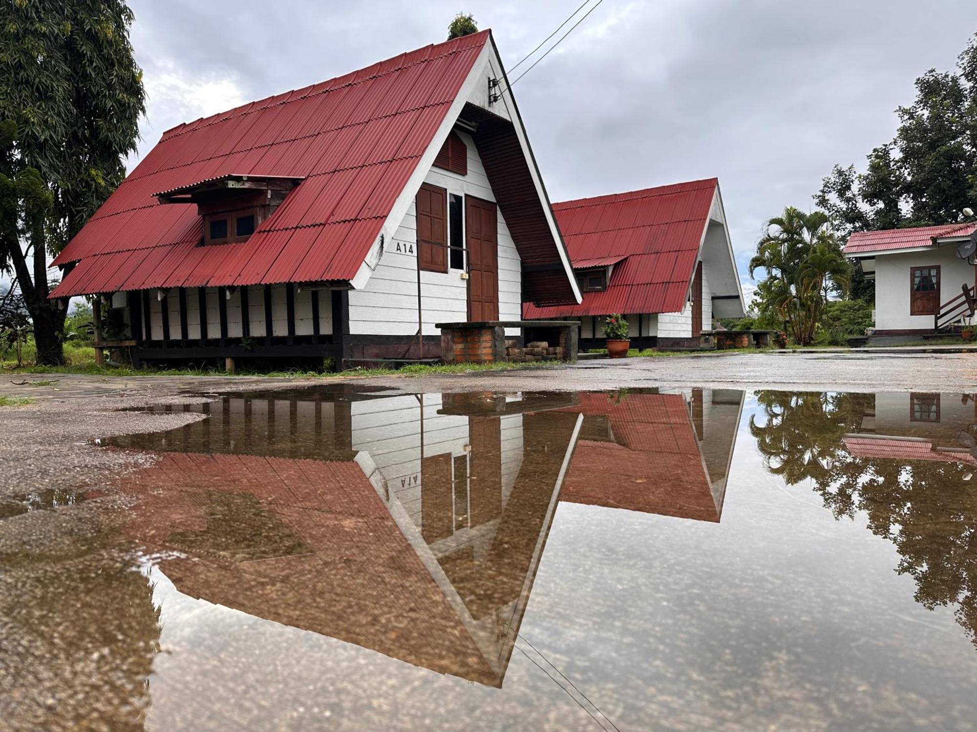 Mae Chaem Hotel And Resort Eksteriør bilde