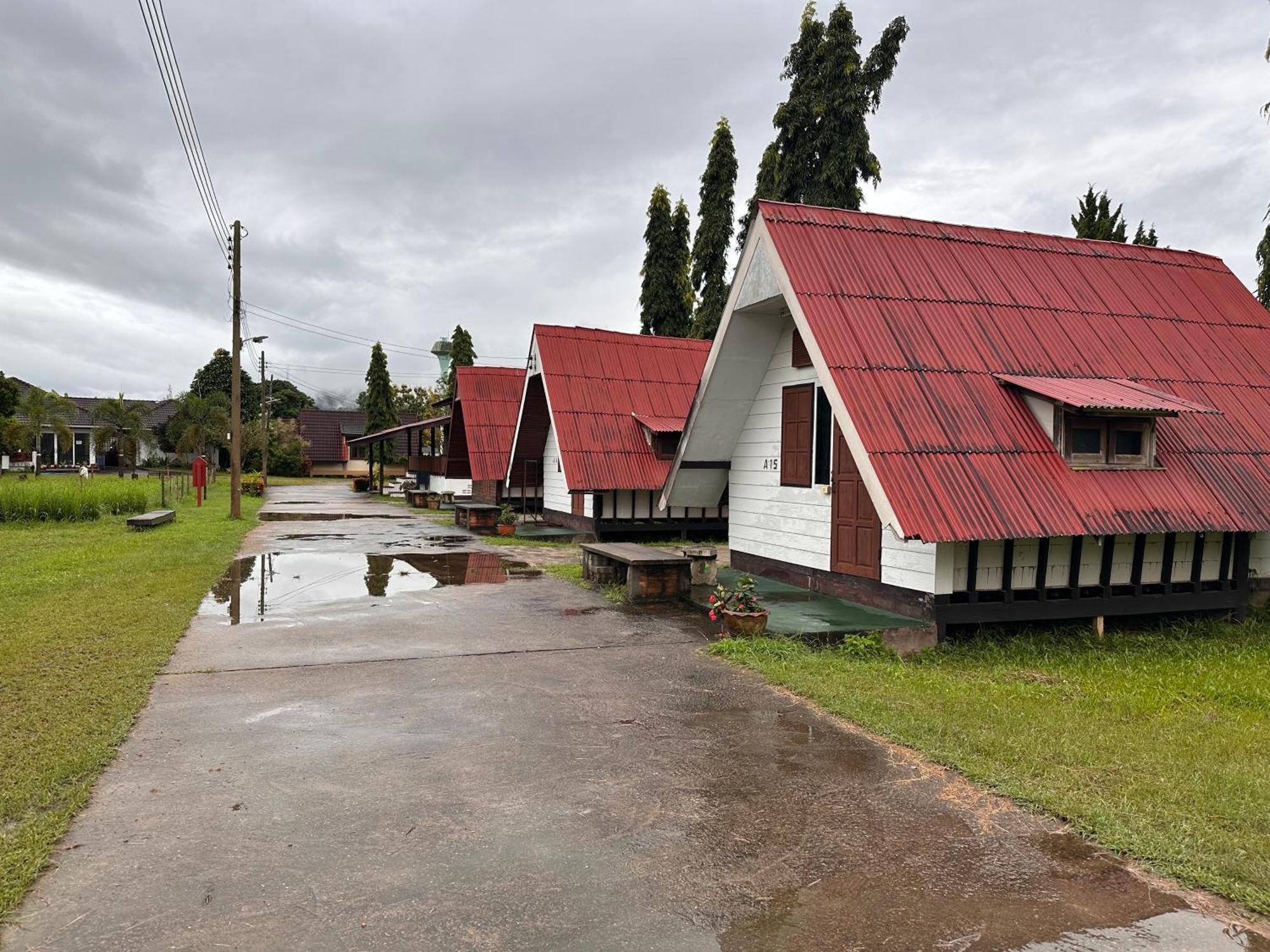 Mae Chaem Hotel And Resort Eksteriør bilde