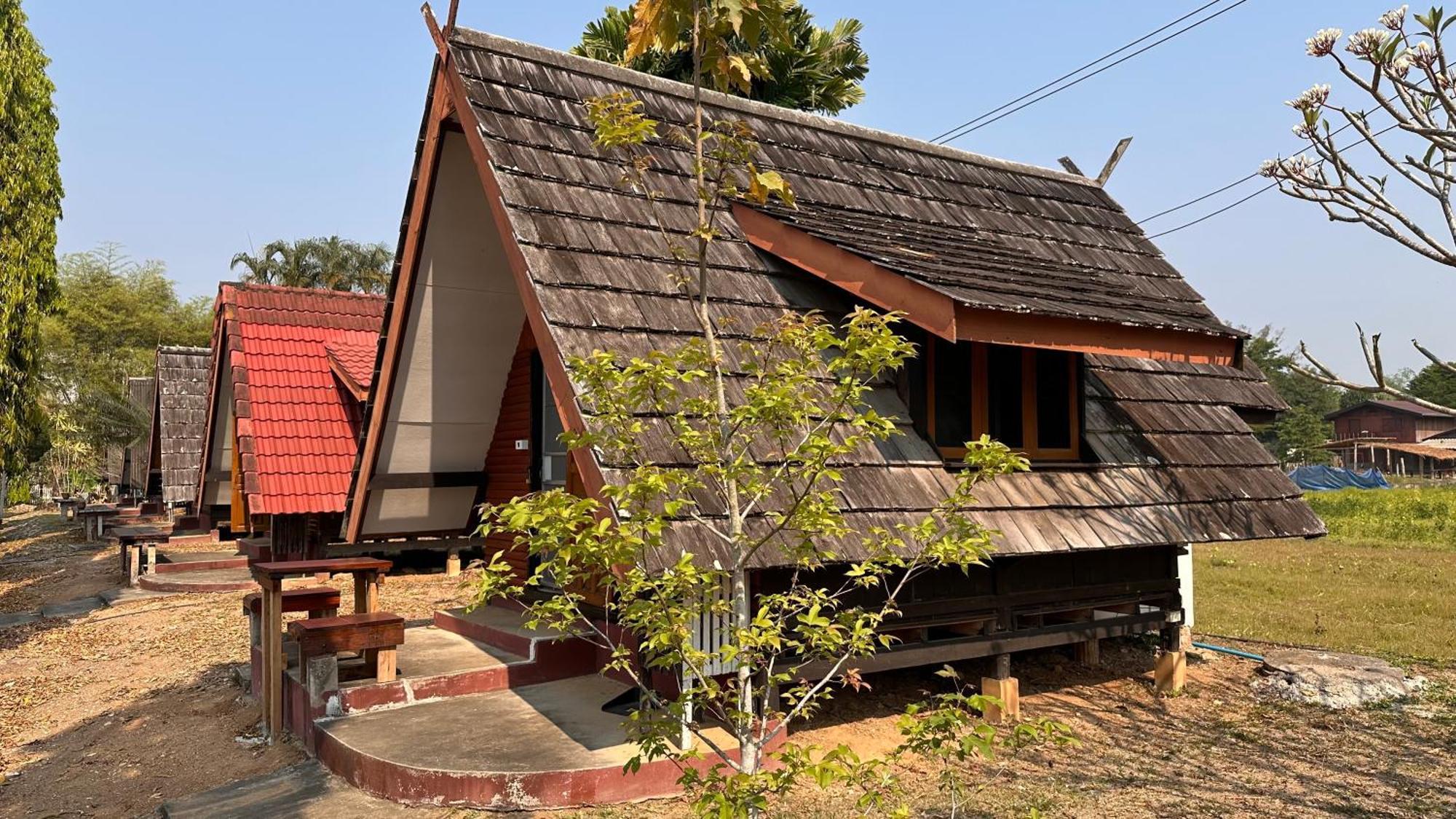Mae Chaem Hotel And Resort Eksteriør bilde